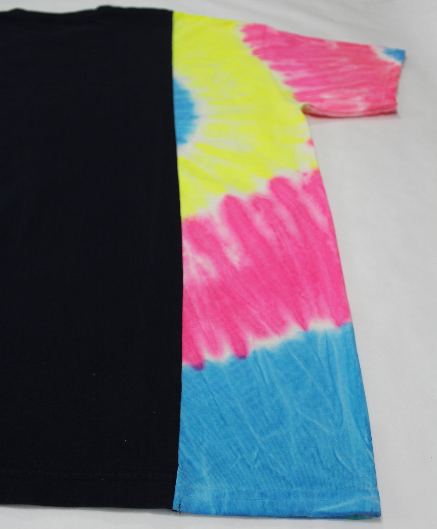 Cannes Tee size L