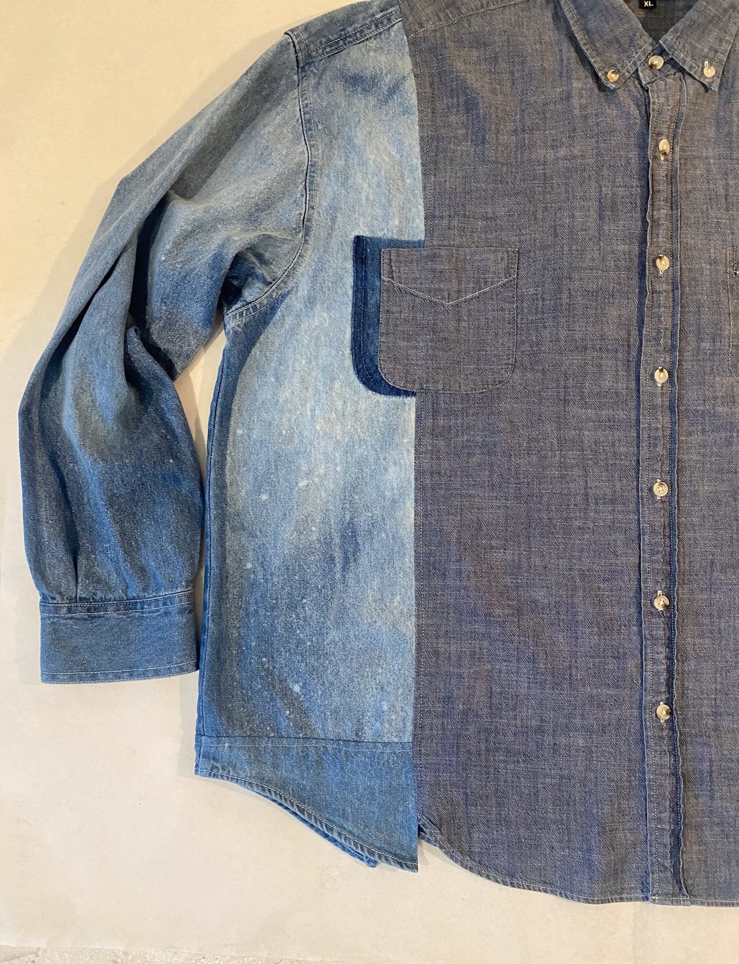 Men “Extended play” Chambray Shirt 5015 size L