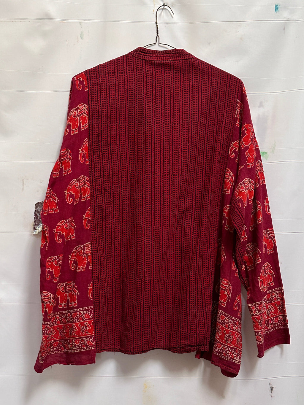 Collarless ‘Extended Play’ Shirt size L