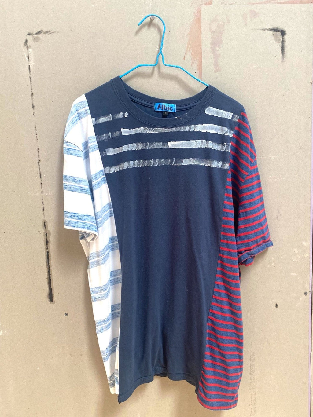 Crossroads Triptych Tee 5026 size L