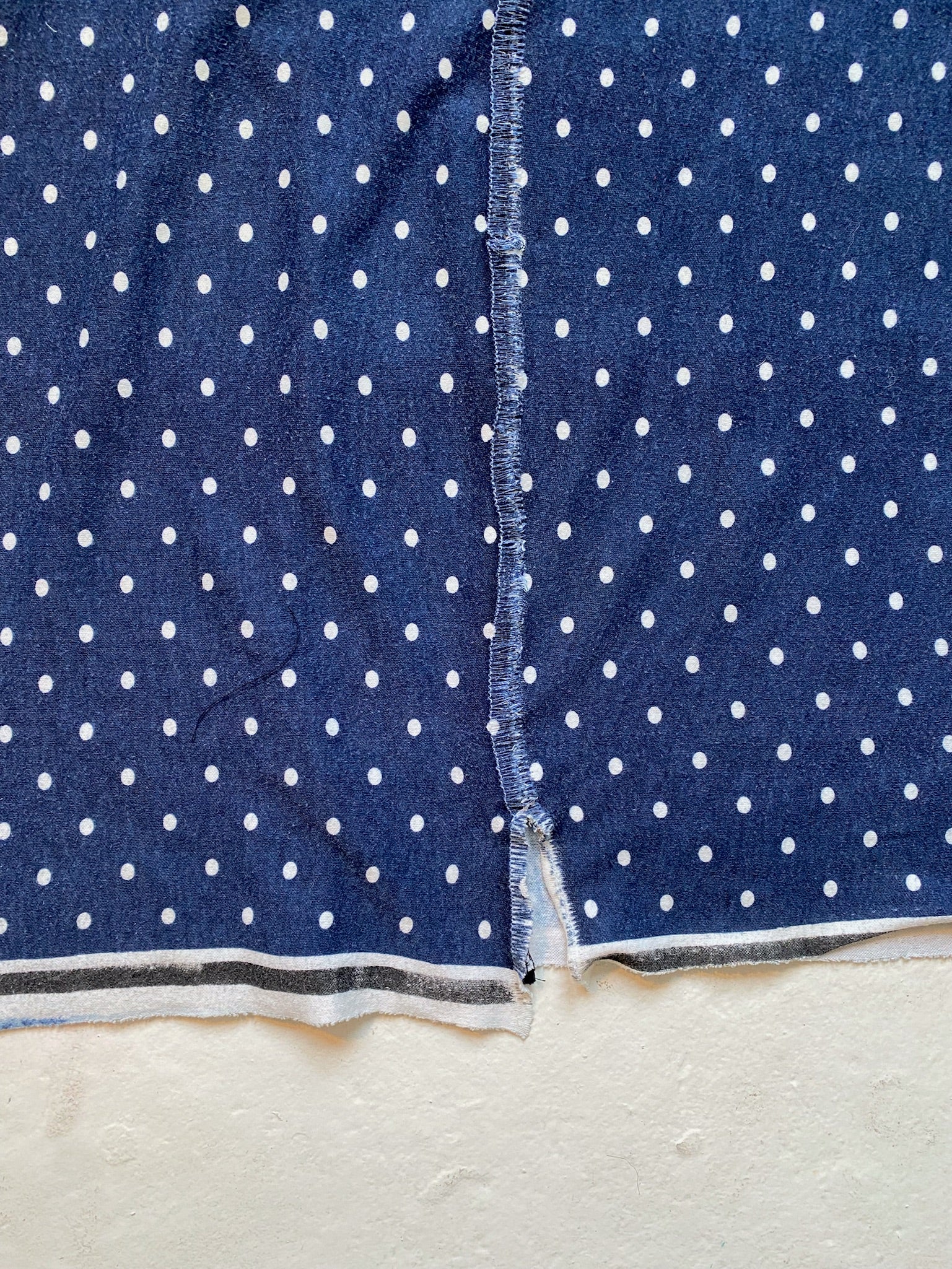 Polka Dot Derailed 5020 sz Medium