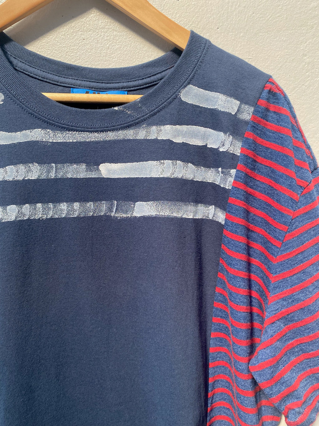 Crossroads Triptych Tee 5026 size L