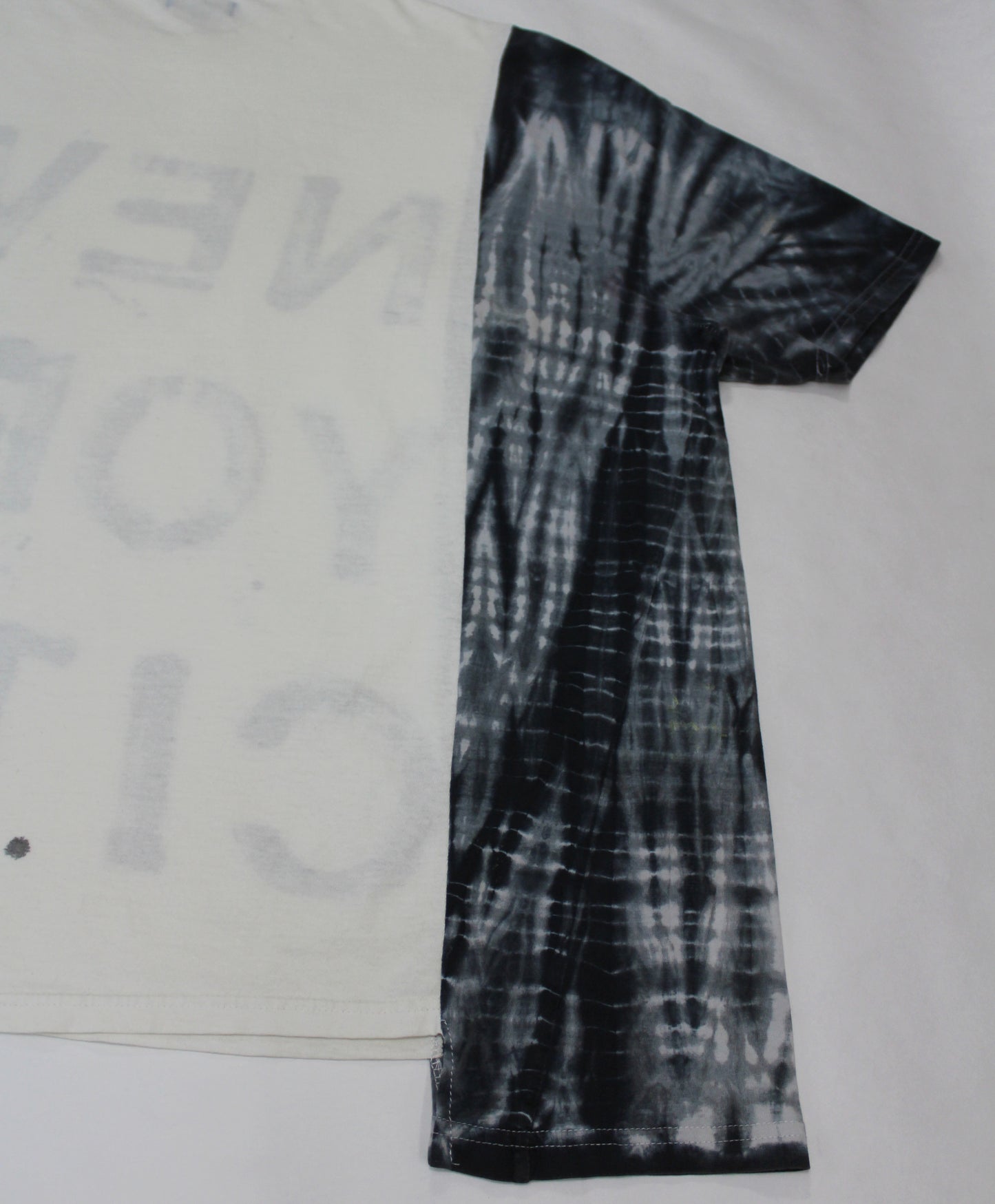 NYC Tee size L