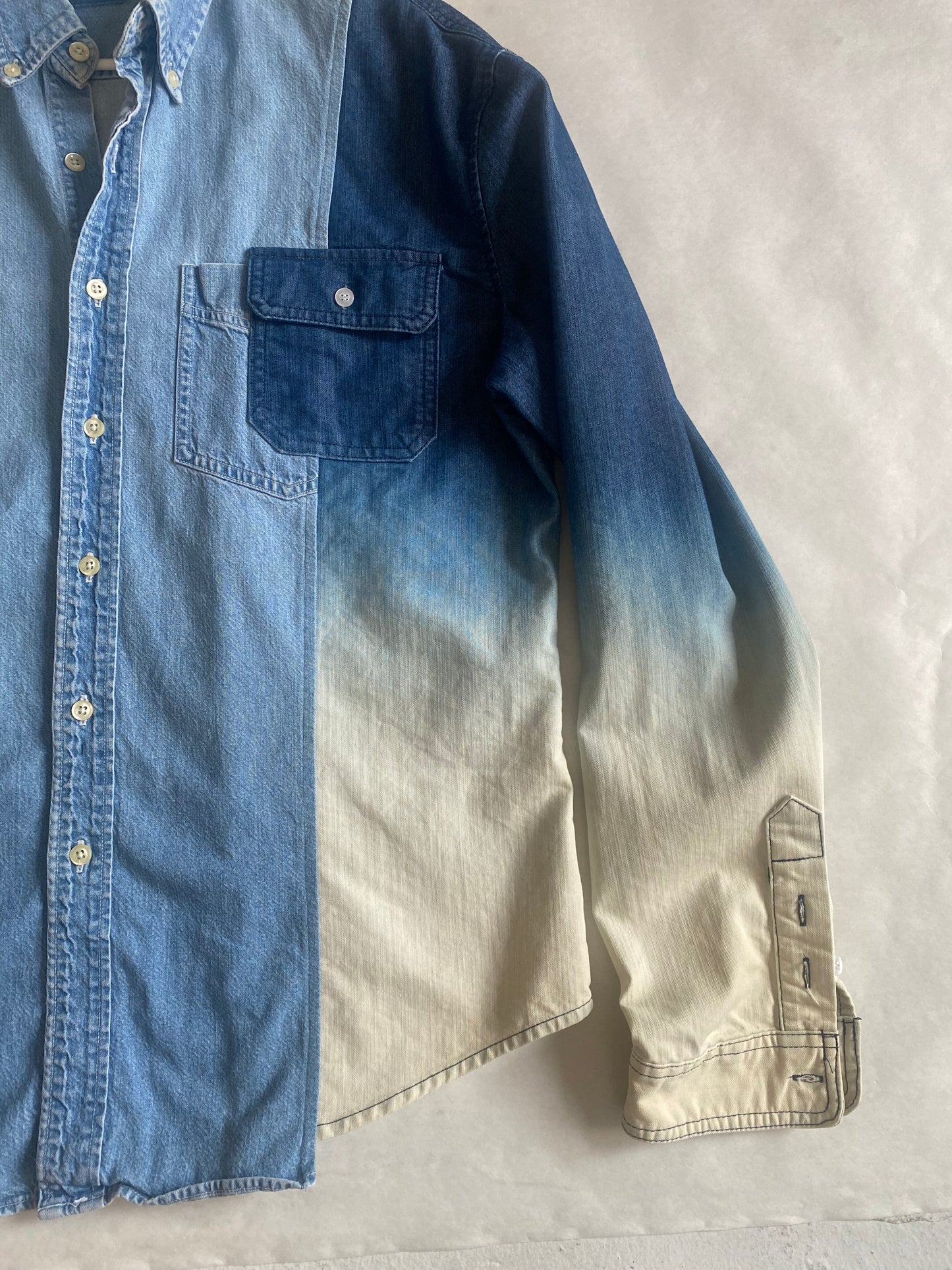 Mens ‘Extended play’ chambray/ denim shirt #5008 M