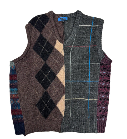 V-Neck Fairisle Sides Sweater Vest - Size M