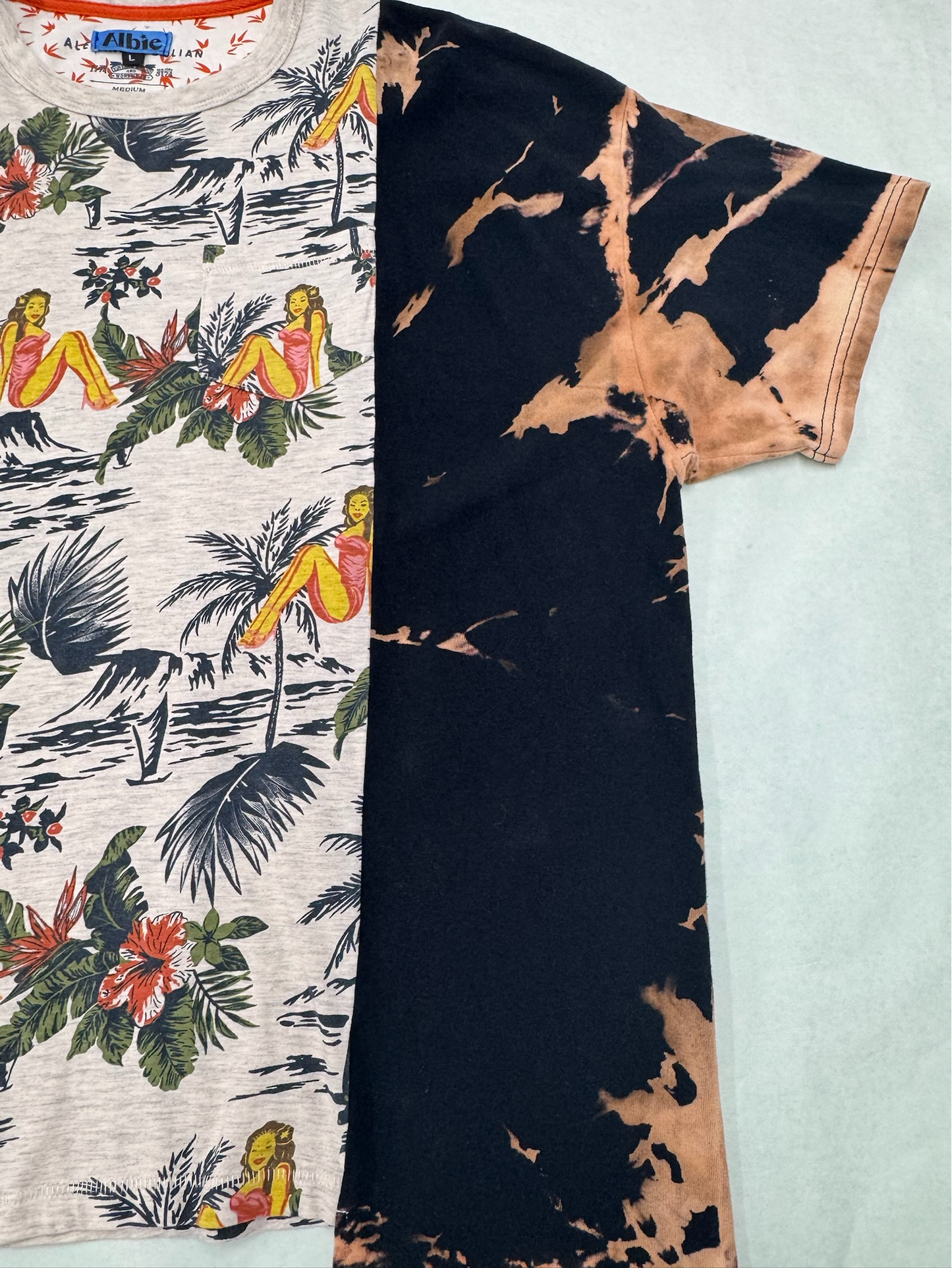 Hawaii Tee size L